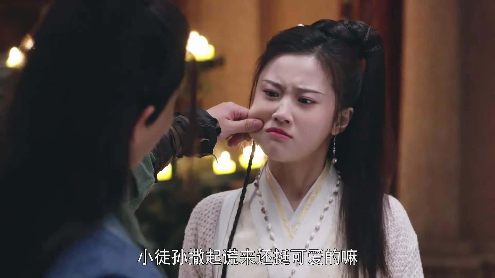 田径赛道风云再起新人挑战纪录，田径运动赛